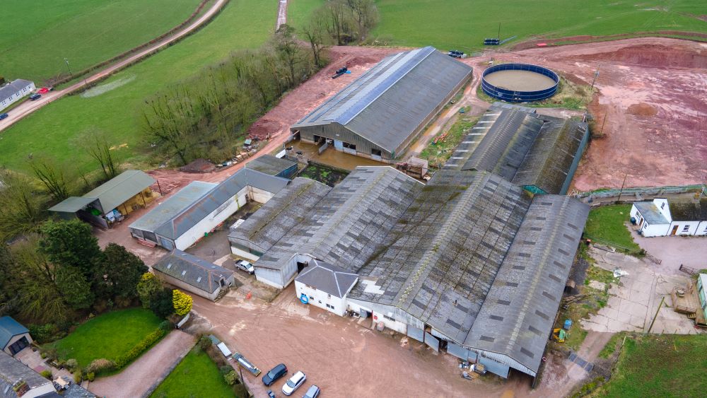 Hardgrove Farm relies on foreign labour for its high yielding dairy herd where attention to detail is key to maximised productivity and profits